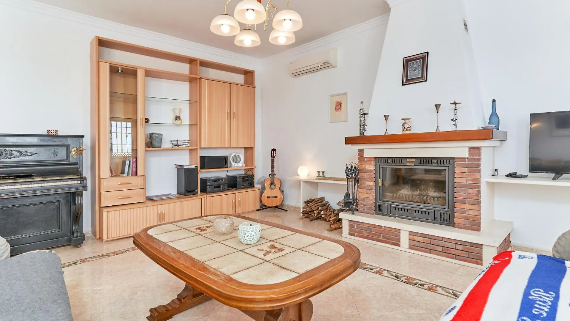 Villa Thomas Frigiliana 0*,